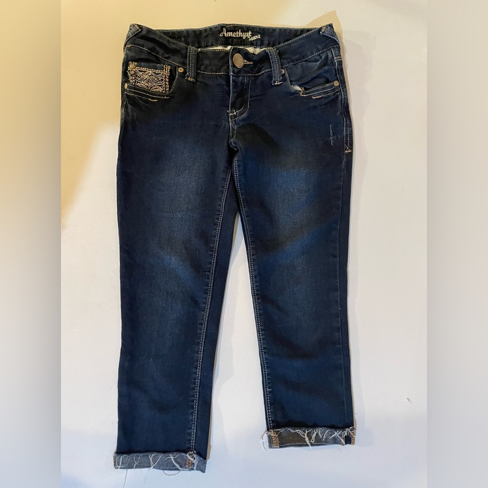 Amethyst Emma 1 Jeans Dark Blue Denim Embroidered Pockets NWOT